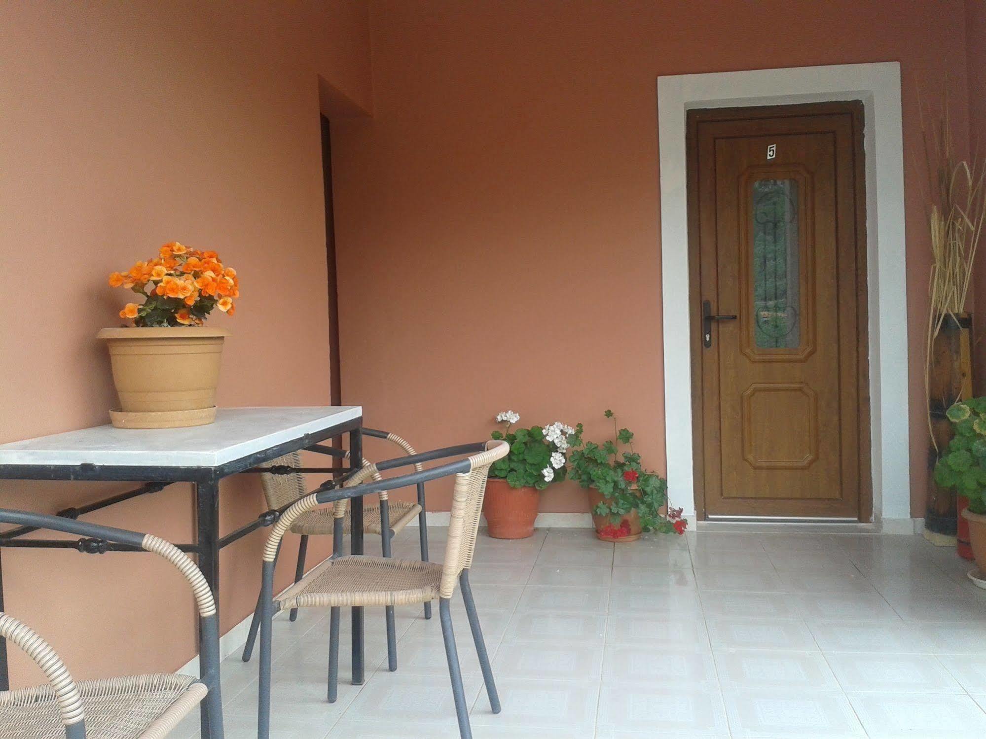 Vassilis Studios Anaxos Exterior foto